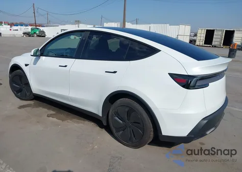 2026 Tesla Model Y Long Range Dual Motor All-Wheel Drive from USA, damaged, VIN 7SAYGDED4TF374833